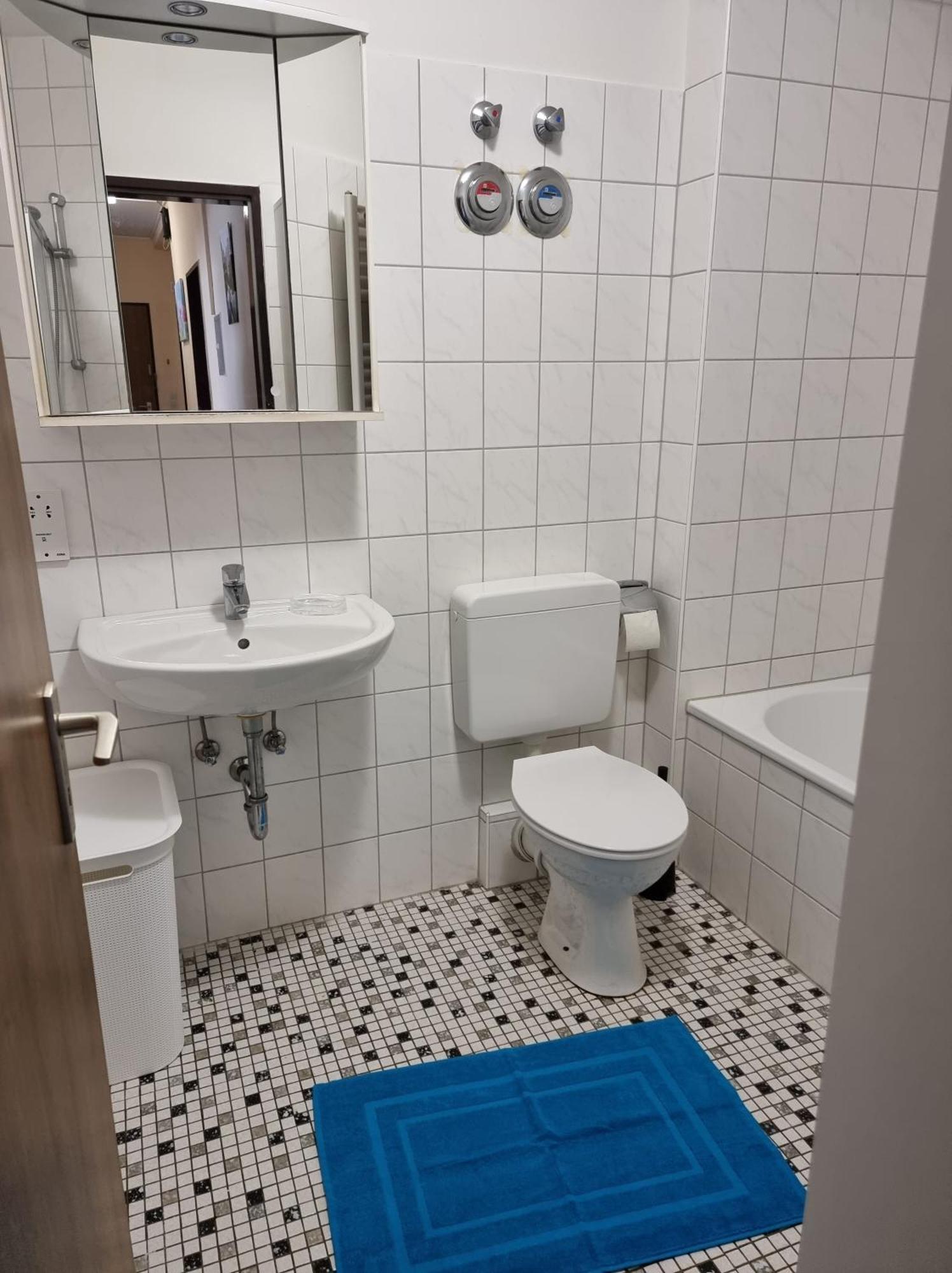 Onkel Tom Alpen & Sahara Apartment Paderborn Exterior photo